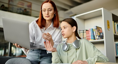 Где учиться на тьютора в Москве: исследование рынка, зарплат и путей в профессию в 2025-2026